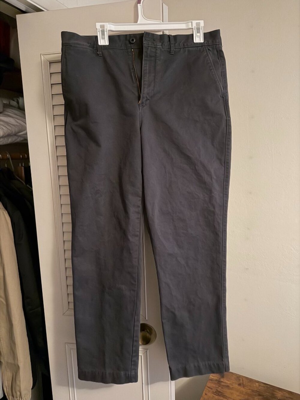 Broken-In Straight Chino Pants Gray Men’s 33x32